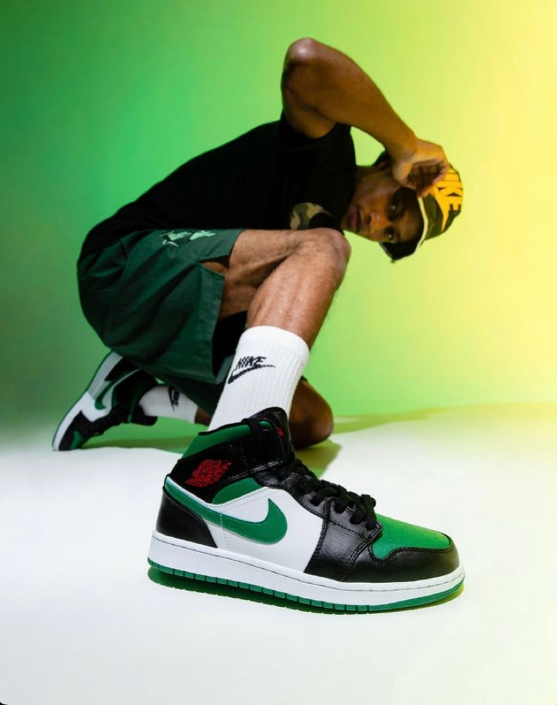 NIKE DUNK HIGH