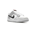 DUNK LOW SE SNEAKERS
