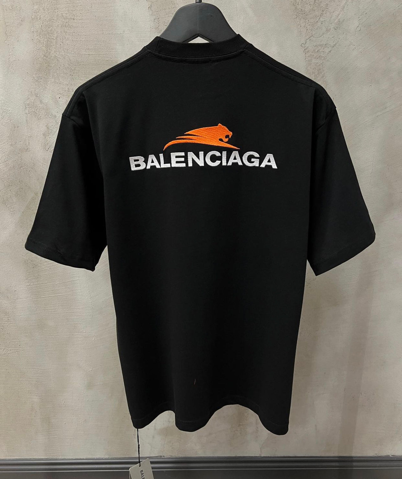 BALENCIAGA